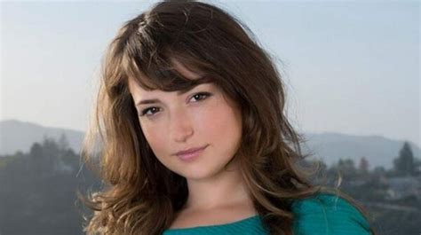 Milana Vayntrub’s Bio, Height, Weight,。